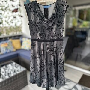 Simply Vera Black Floral Dress